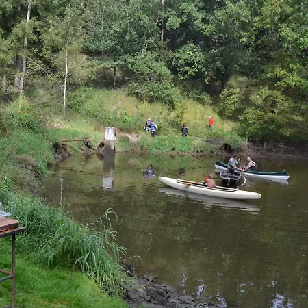 Slavonice Modletice S Rekou A Rybniky Pro Rodiny